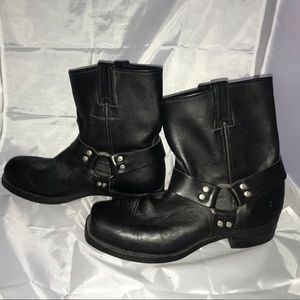 Men’s Frye boots black